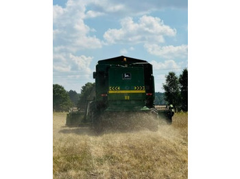 حصادة شاملة John Deere 2066: صور 5