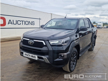 شاحنة البيك أب TOYOTA Hilux