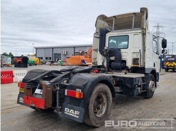 شاحنة جرار DAF CF85.380: صور 5