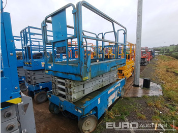 منصات هيدروليكية متنقلة GENIE GS2646