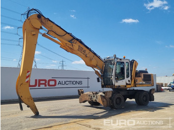 حفارة على عجلات LIEBHERR A 924