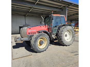 جرار VALTRA 8450