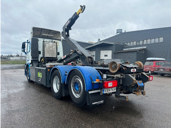 شاحنة ذات الخطاف Iveco AD 260S40 Y/FS CNG: صور 5