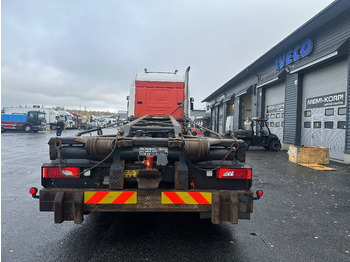 شاحنة - نظام الكابلات Scania R520 8x2/4: صور 5 شاحنة - نظام الكابلات Scania R520 8x2/4: صور 5