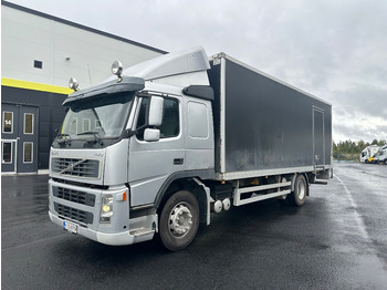 بصندوق مغلق شاحنة VOLVO FM9 300