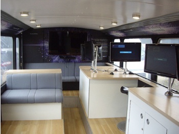 حافلة ذات طابقين MCW METROBUS British Double Decker Bus Marketing Exhibition Training: صور 4