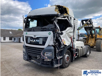 شاحنة جرار MAN TGX 18.460