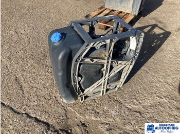 خزان AdBlue - شاحنة Volvo Adblue tank 21645367 – 23251720: صور 2