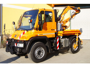 قلابات UNIMOG Unimog U 400/Hydrostat/Mähtür +MULAG MHU 800: صور 2