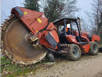 خندق‌کن DITCH WITCH