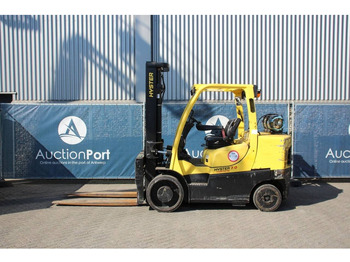 رافعة شوكية تعمل بالغاز Hyster S7.0FT: صور 2