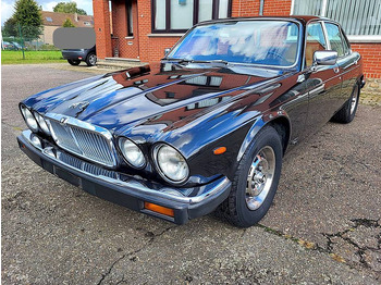 سيدان JAGUAR