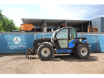 رافعة تلسكوبية NEW HOLLAND