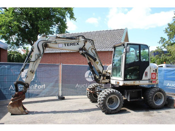 حفارة على عجلات TEREX