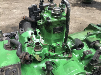 مضخة هيدروليكية JOHN DEERE