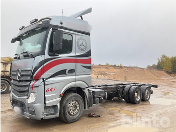الشاسيه شاحنة MERCEDES-BENZ Actros
