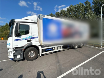 بصندوق مغلق شاحنة MERCEDES-BENZ