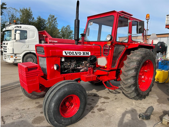 جرار VOLVO