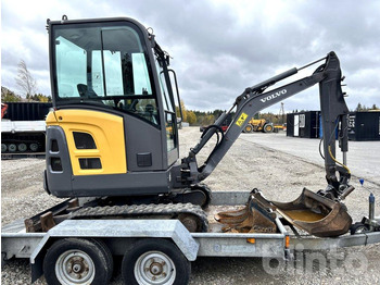حفارة مصغرة VOLVO EC18D