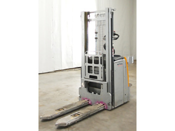 معدات تكديس STILL