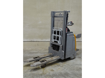 معدات تكديس STILL