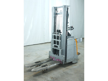 معدات تكديس STILL