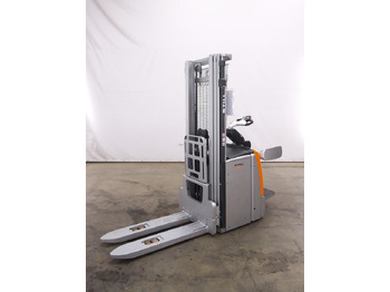 معدات تكديس STILL