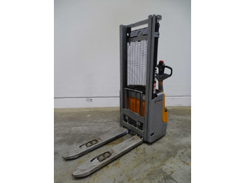 معدات تكديس STILL