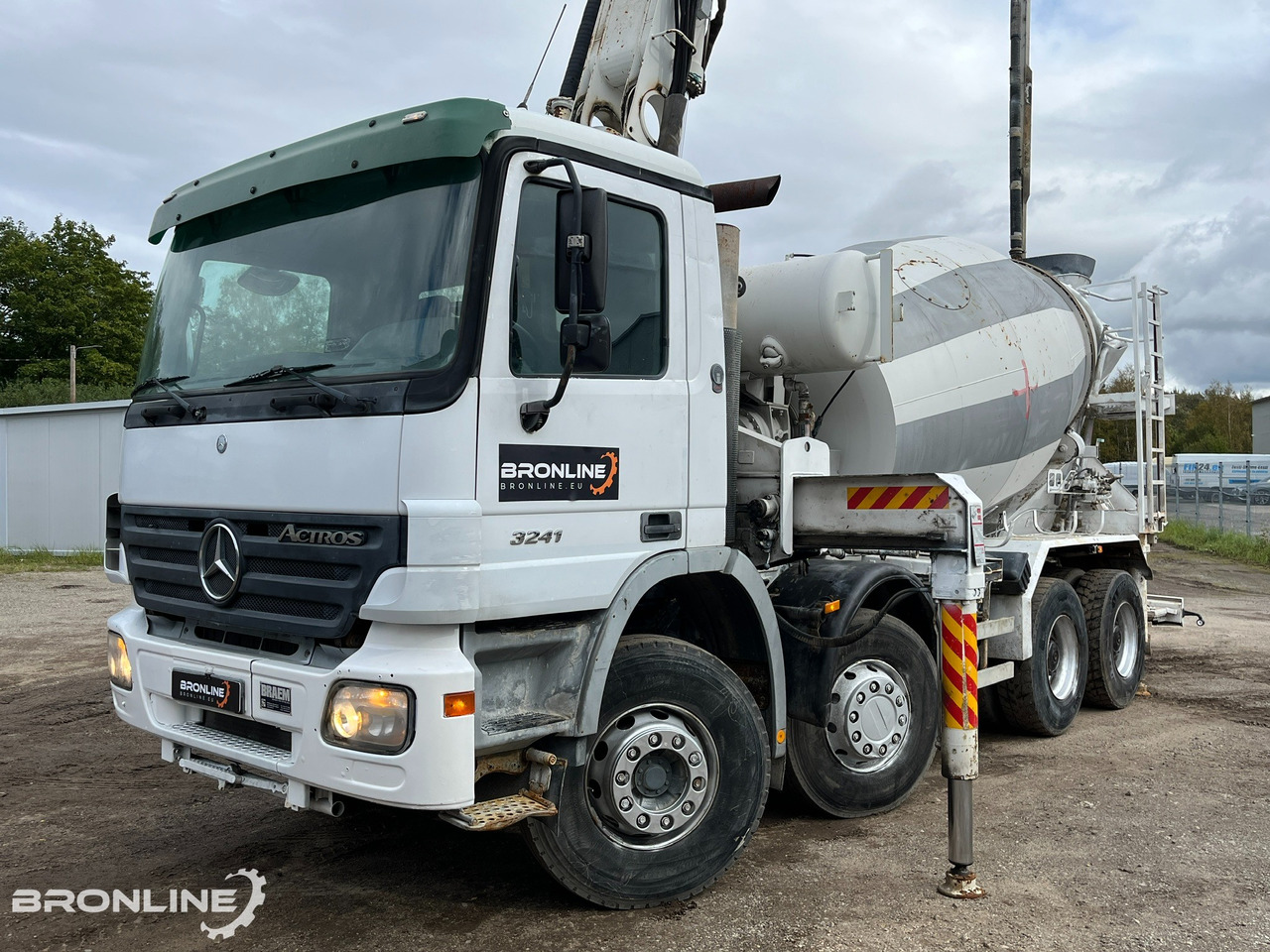 2004 MERCEDES-BENZ ACTROS 3241K 8X4/4 PUMI - شاحنة خلاطة خرسانة: صور 1 2004 MERCEDES-BENZ ACTROS 3241K 8X4/4 PUMI - شاحنة خلاطة خرسانة: صور 1