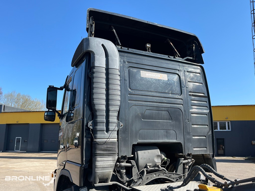 شاحنة ذات الخطاف 2005 Volvo FH12 8x4 + konkslift 26t: صور 10