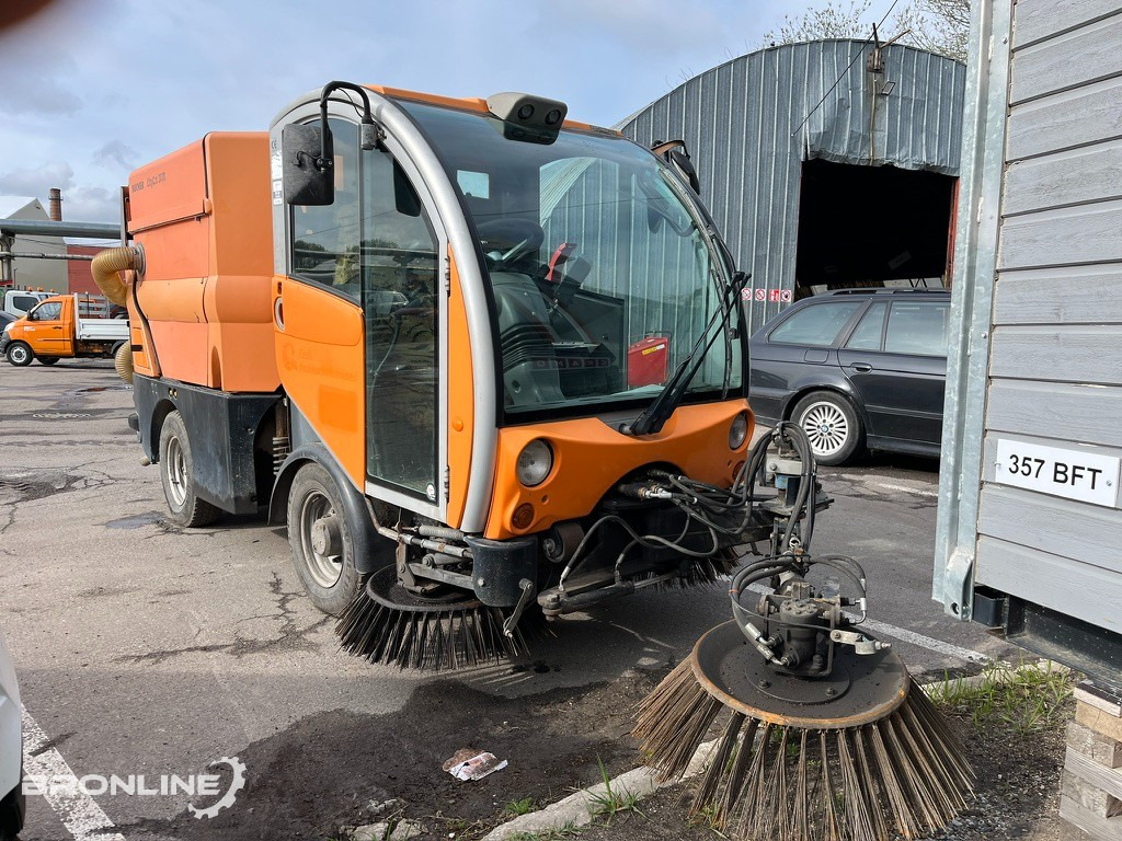 2008 BUCHER CITYCAT 2020 Road sweeper - سياره كنس شوارع: صور 1 2008 BUCHER CITYCAT 2020 Road sweeper - سياره كنس شوارع: صور 1