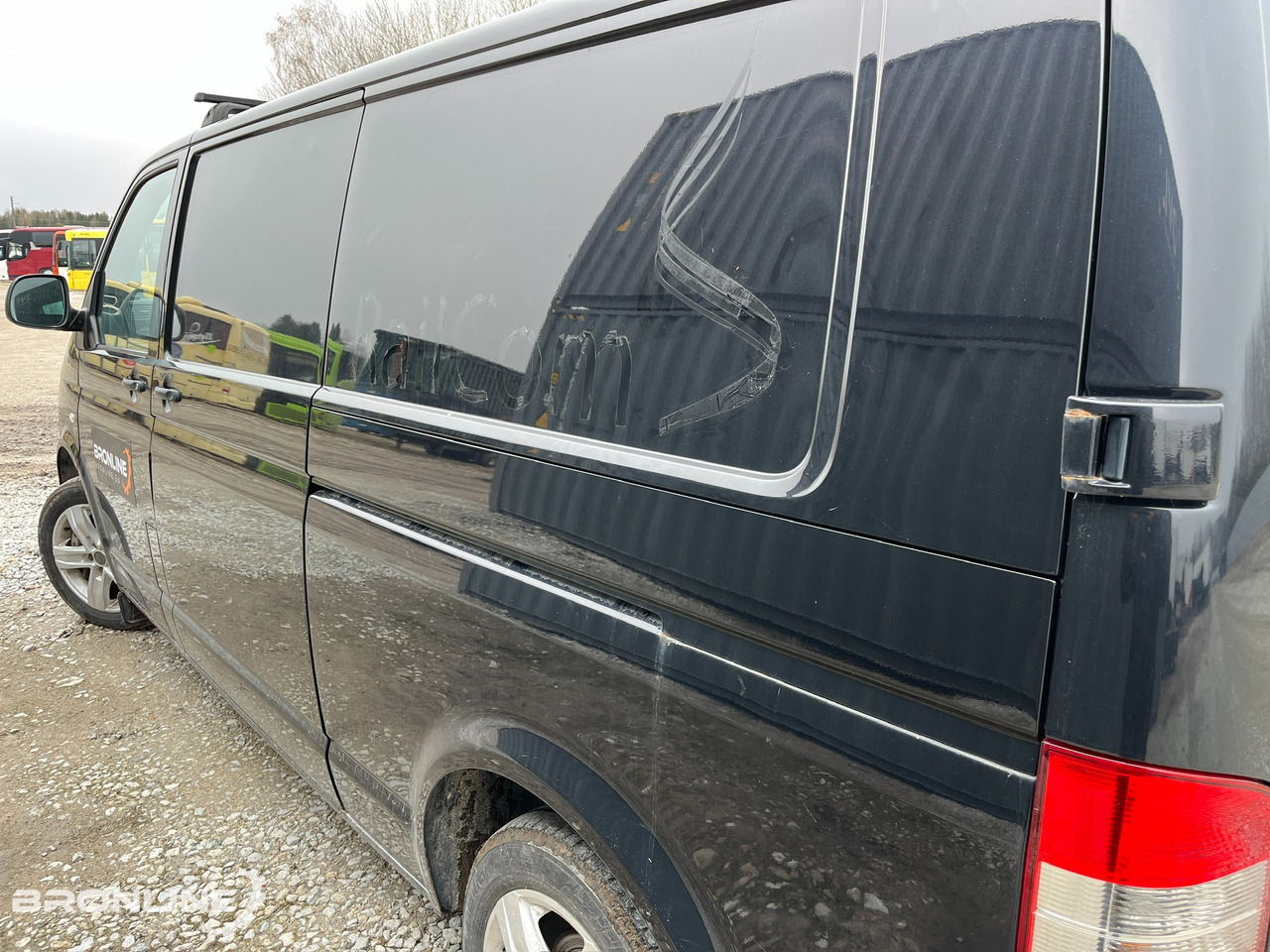 2013 Volkswagen Transporter T5 4x4 - فان المدمجة: صور 5 2013 Volkswagen Transporter T5 4x4 - فان المدمجة: صور 5