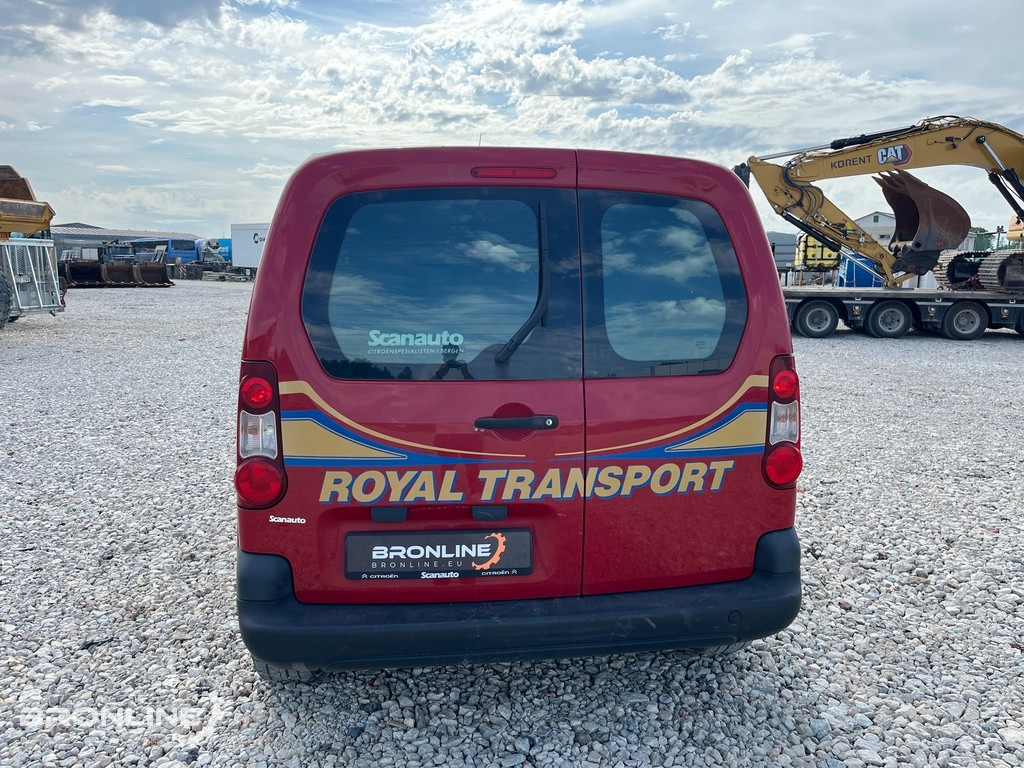 2015 Citroën Berlingo 1.6 84kW - سيارة: صور 4 2015 Citroën Berlingo 1.6 84kW - سيارة: صور 4