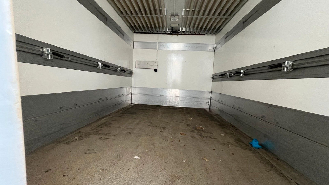 Iveco 50C18 Kühler Kühlkoffer Frigoblock Iveco 50C18 Kühler Kühlkoffer Frigoblock - الشاحنات الصغيرة المبردة: صور 5 Iveco 50C18 Kühler Kühlkoffer Frigoblock Iveco 50C18 Kühler Kühlkoffer Frigoblock - الشاحنات الصغيرة المبردة: صور 5