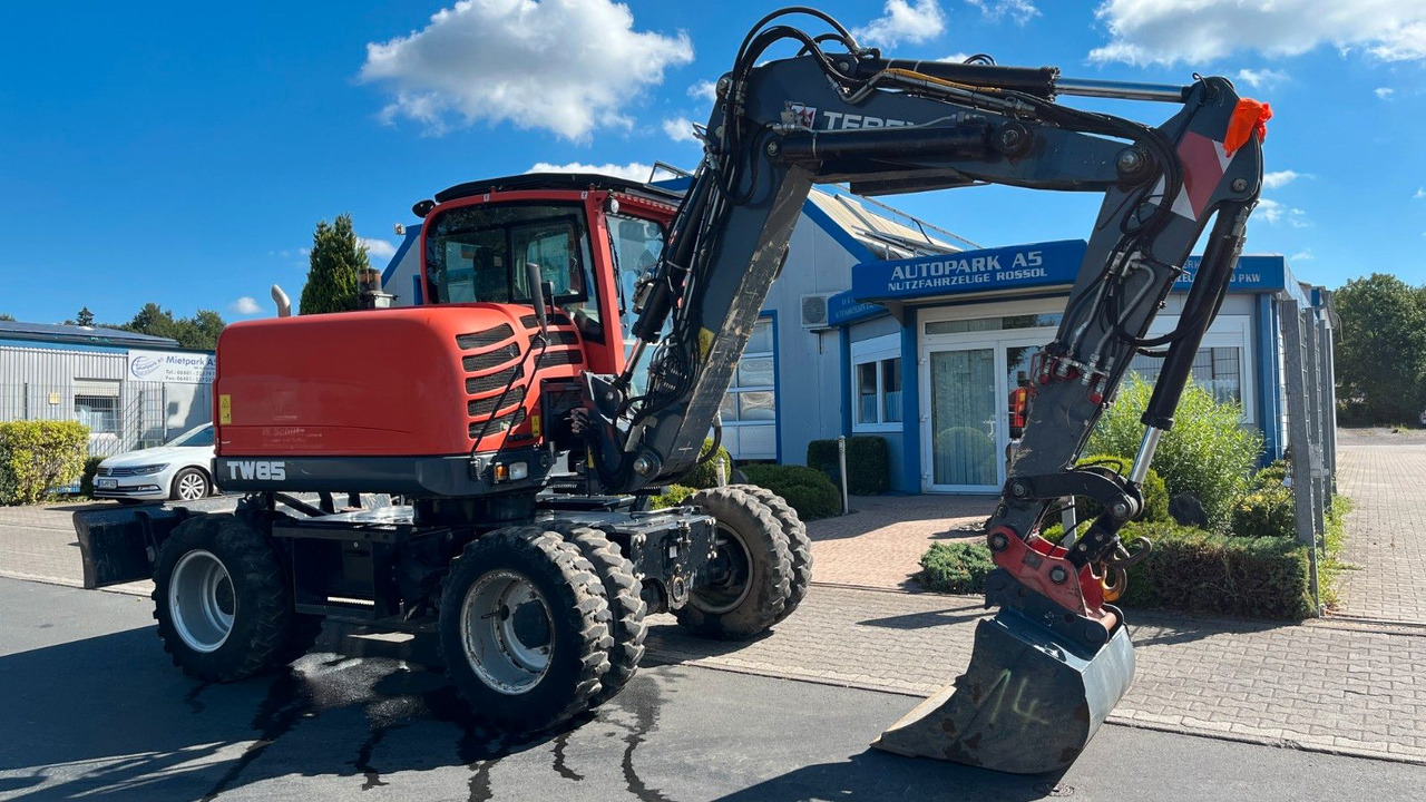 Schaeff TeRex TW85 Mobilbagger 8600 Kg Verstellausleger - حفارة على عجلات: صور 1 Schaeff TeRex TW85 Mobilbagger 8600 Kg Verstellausleger - حفارة على عجلات: صور 1
