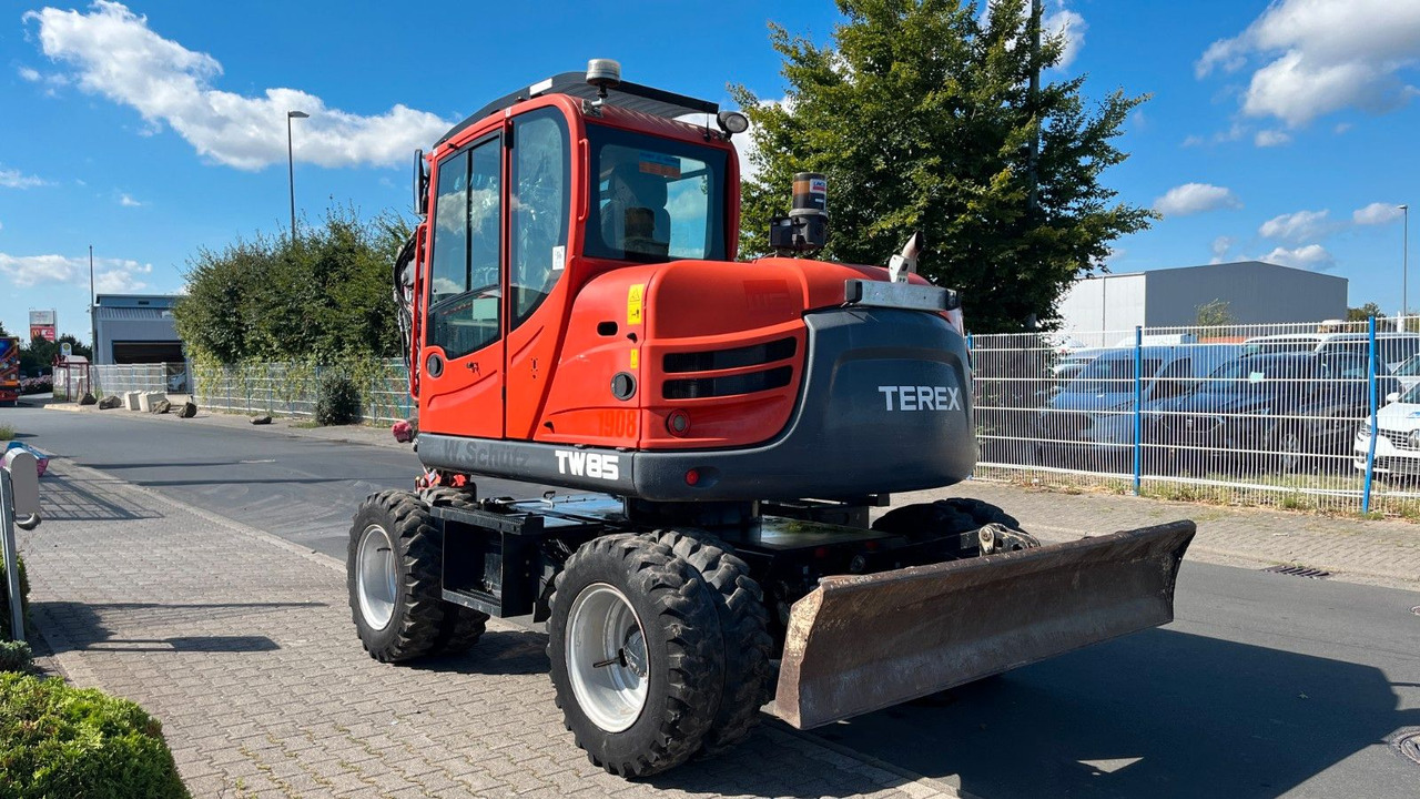 Schaeff TeRex TW85 Mobilbagger 8600 Kg Verstellausleger - حفارة على عجلات: صور 3 Schaeff TeRex TW85 Mobilbagger 8600 Kg Verstellausleger - حفارة على عجلات: صور 3