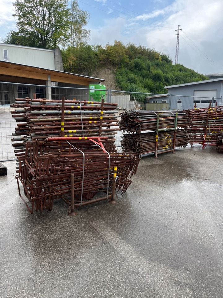 Fassadengerüst Ringer 2700 m2 - معدات البناء: صور 2 Fassadengerüst Ringer 2700 m2 - معدات البناء: صور 2