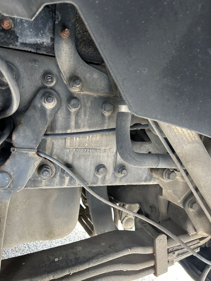 MAN TGS 33.400 6x4 Kipper Palfinger Kran - قلابات, شاحنة كرين: صور 4 MAN TGS 33.400 6x4 Kipper Palfinger Kran - قلابات, شاحنة كرين: صور 4