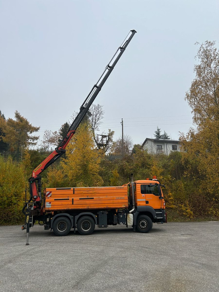 MAN TGS 33.400 6x4 Kipper Palfinger Kran - قلابات, شاحنة كرين: صور 2 MAN TGS 33.400 6x4 Kipper Palfinger Kran - قلابات, شاحنة كرين: صور 2