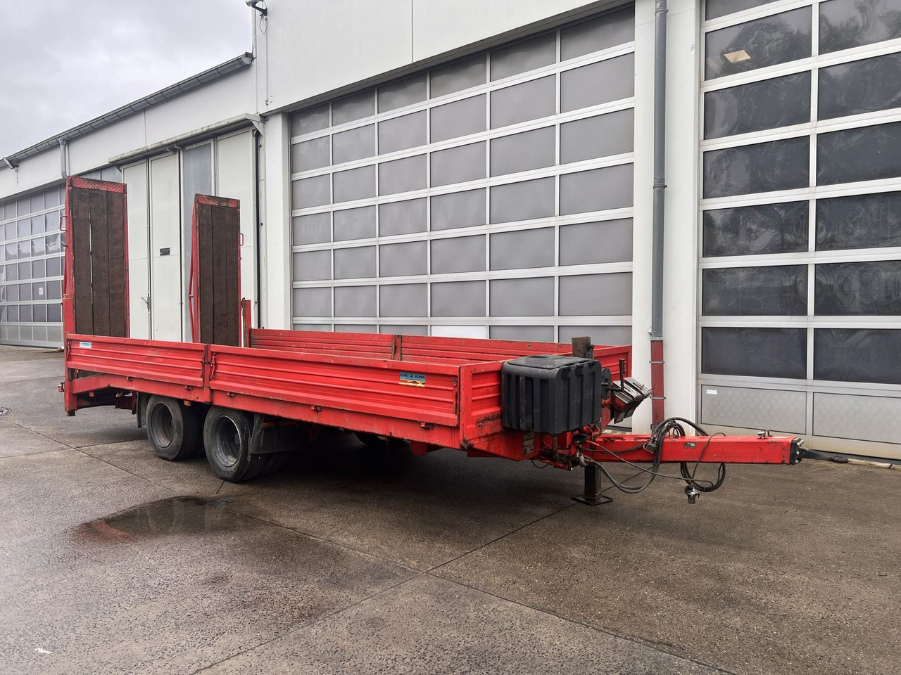 Blomenröhr 13,8 t Tandemtieflader - عربة مسطحة منخفضة مقطورة: صور 4 Blomenröhr 13,8 t Tandemtieflader - عربة مسطحة منخفضة مقطورة: صور 4