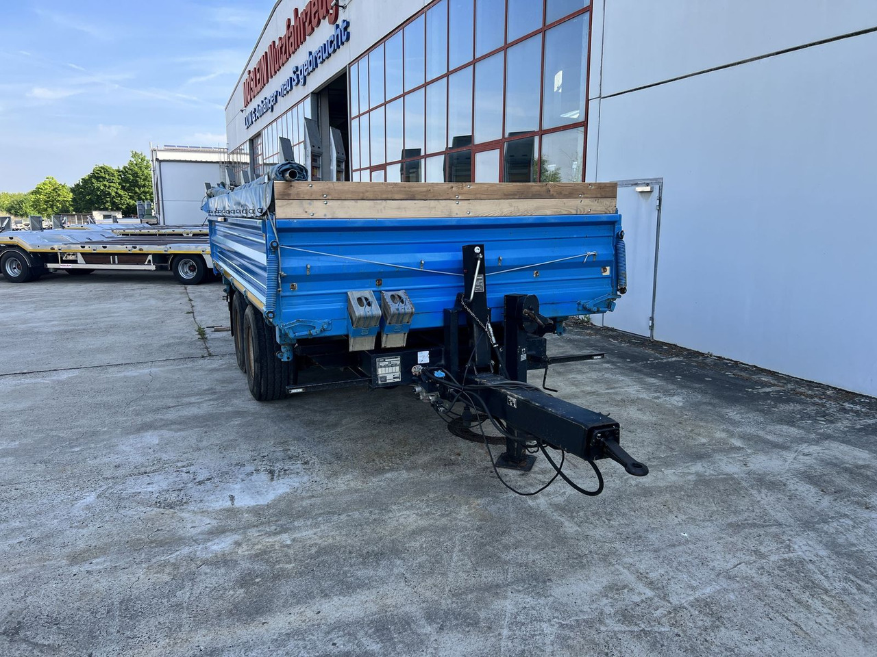 Blomenröhr 14 t Tandemkipper- Tieflader, Breitbereifung - قلابة مقطورة: صور 4 Blomenröhr 14 t Tandemkipper- Tieflader, Breitbereifung - قلابة مقطورة: صور 4
