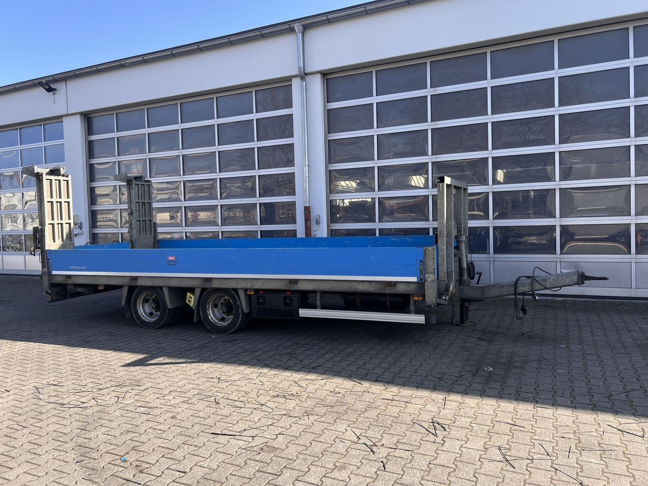 Humbaur 13,6 t Tandemtieflader - عربة مسطحة منخفضة مقطورة: صور 1 Humbaur 13,6 t Tandemtieflader - عربة مسطحة منخفضة مقطورة: صور 1