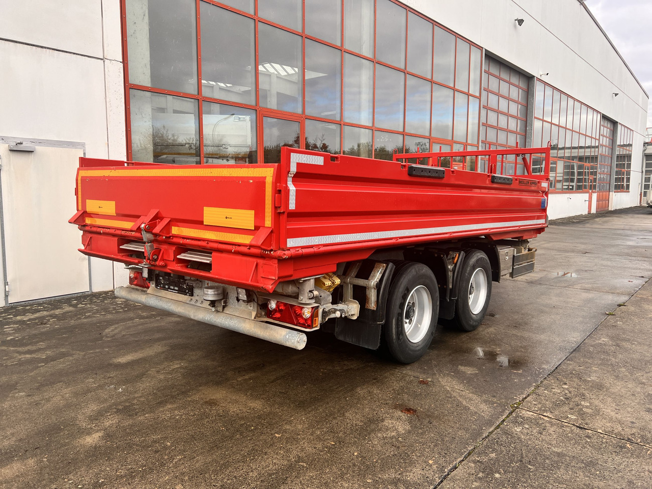 Meiller MZDAL 18 t Tandemkipper Tieflader Schotter- Klappe, neuwertig - قلابة مقطورة: صور 1 Meiller MZDAL 18 t Tandemkipper Tieflader Schotter- Klappe, neuwertig - قلابة مقطورة: صور 1