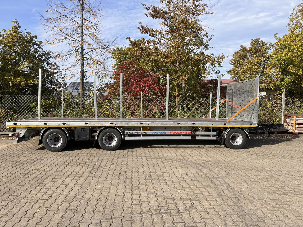 Möslein T 3 Plato 10,5 m 3 Achs Jumbo- Plato- Anhänger 10,50 m, Mega - مقطورات مسطحة: صور 4 Möslein T 3 Plato 10,5 m 3 Achs Jumbo- Plato- Anhänger 10,50 m, Mega - مقطورات مسطحة: صور 4