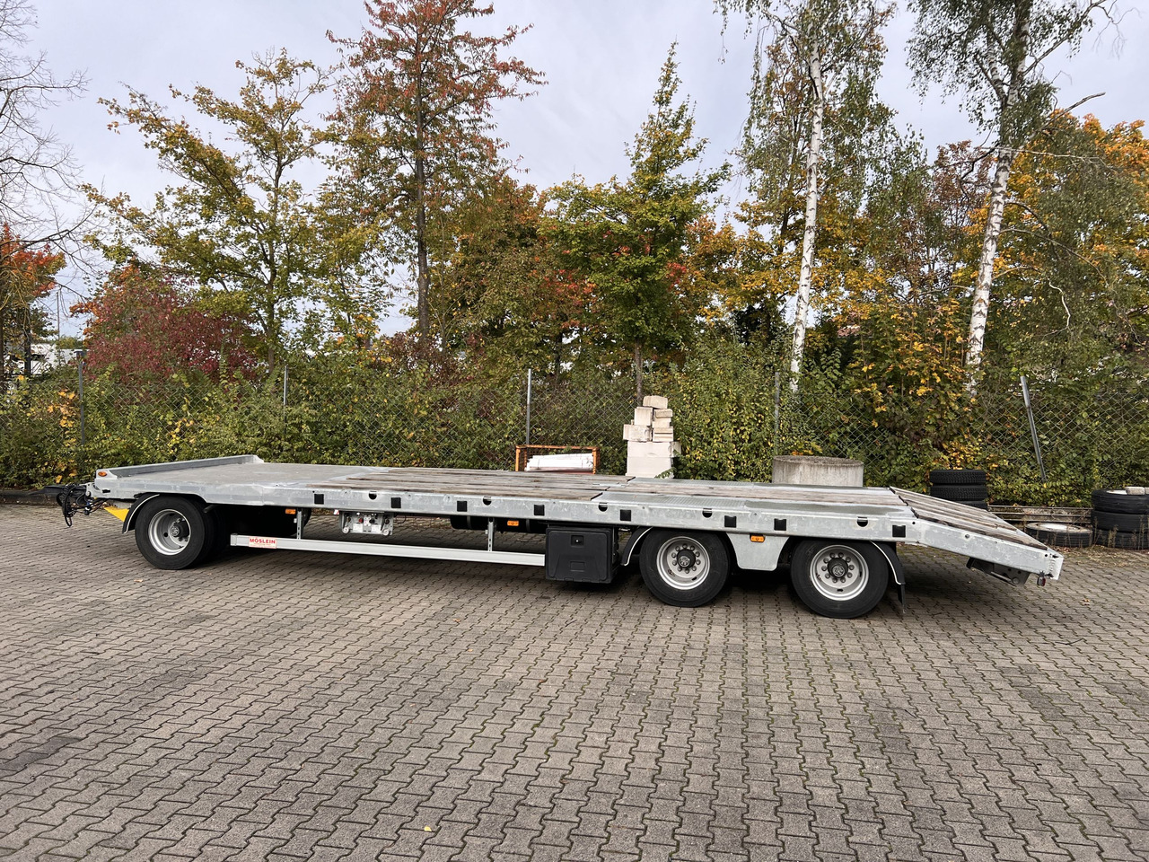 Möslein TO 3 F Schwebheim 3 Achs Tiefladeranhänger - عربة مسطحة منخفضة مقطورة: صور 4 Möslein TO 3 F Schwebheim 3 Achs Tiefladeranhänger - عربة مسطحة منخفضة مقطورة: صور 4