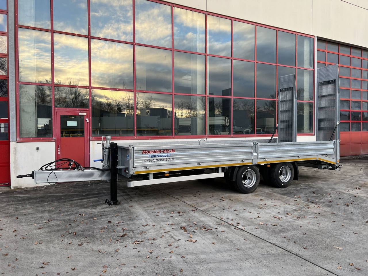 Möslein TTO 19 19 t Tandemtieflader,Neufahrzeug - عربة مسطحة منخفضة مقطورة: صور 5 Möslein TTO 19 19 t Tandemtieflader,Neufahrzeug - عربة مسطحة منخفضة مقطورة: صور 5