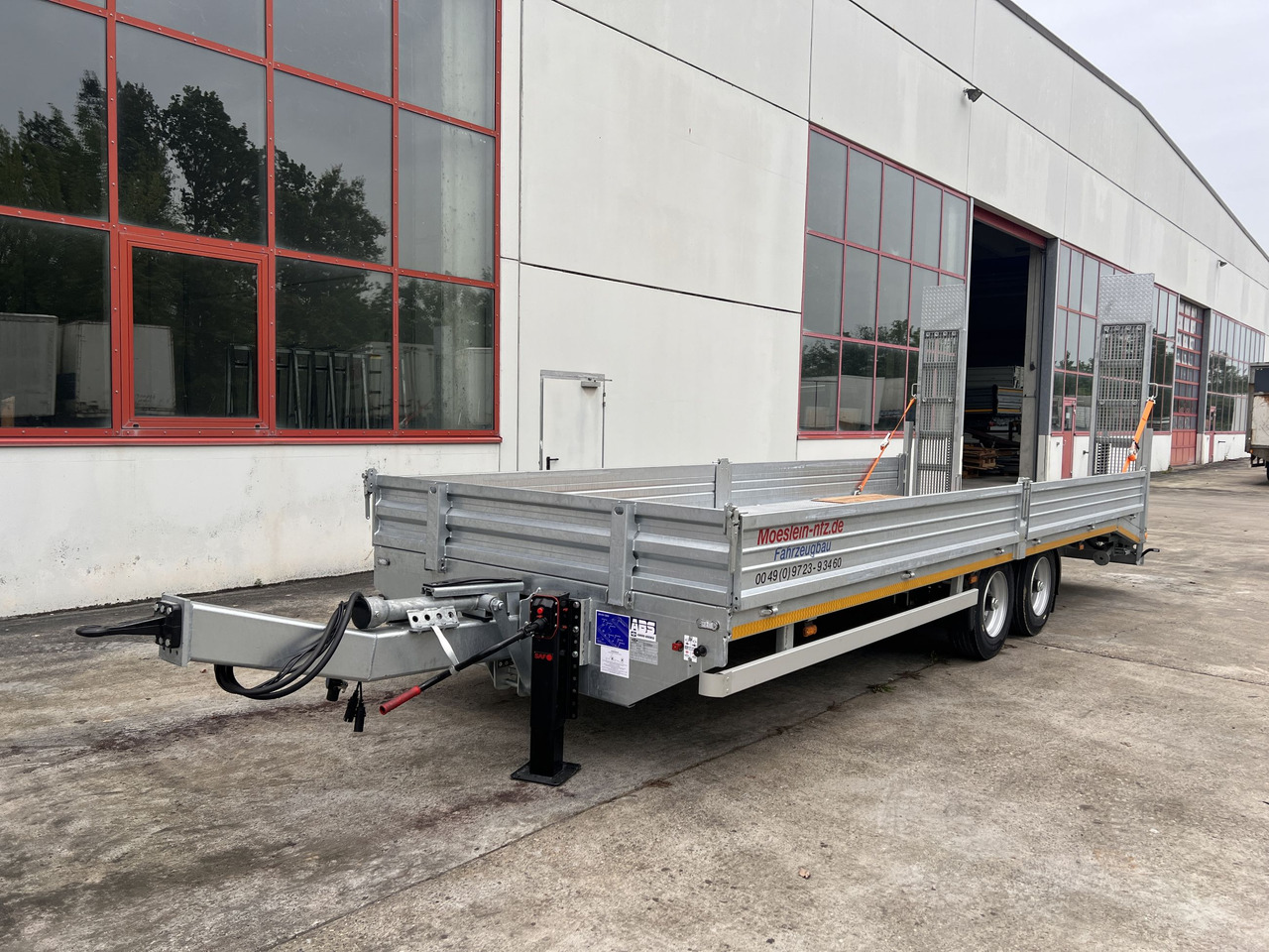 Möslein TTT 11- 7,28 Neuer Tandemtieflader, 7,28 m Ladefläche - عربة مسطحة منخفضة مقطورة: صور 2 Möslein TTT 11- 7,28 Neuer Tandemtieflader, 7,28 m Ladefläche - عربة مسطحة منخفضة مقطورة: صور 2