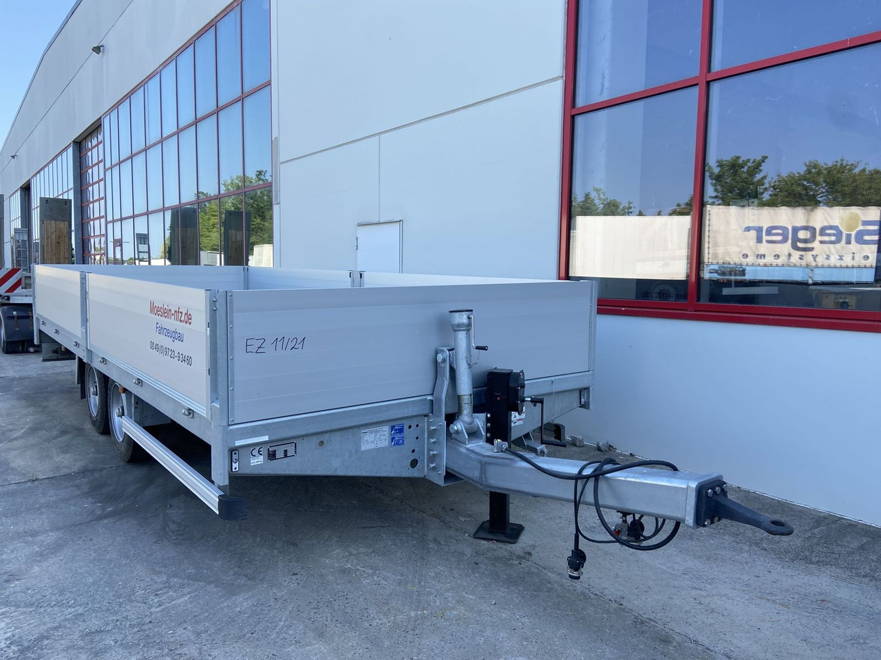 Möslein Tandem- Pritschenanhänger, neuwertig - مقطورات مسطحة: صور 3 Möslein Tandem- Pritschenanhänger, neuwertig - مقطورات مسطحة: صور 3