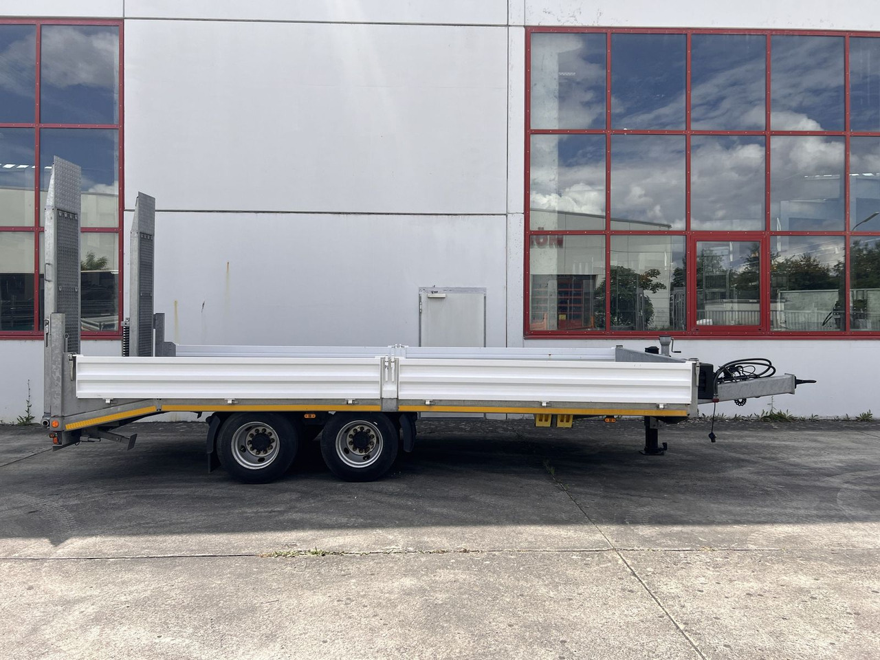 Müller-Mitteltal 14 t Tandemtieflader, wenig Benutzt - عربة مسطحة منخفضة مقطورة: صور 1 Müller-Mitteltal 14 t Tandemtieflader, wenig Benutzt - عربة مسطحة منخفضة مقطورة: صور 1