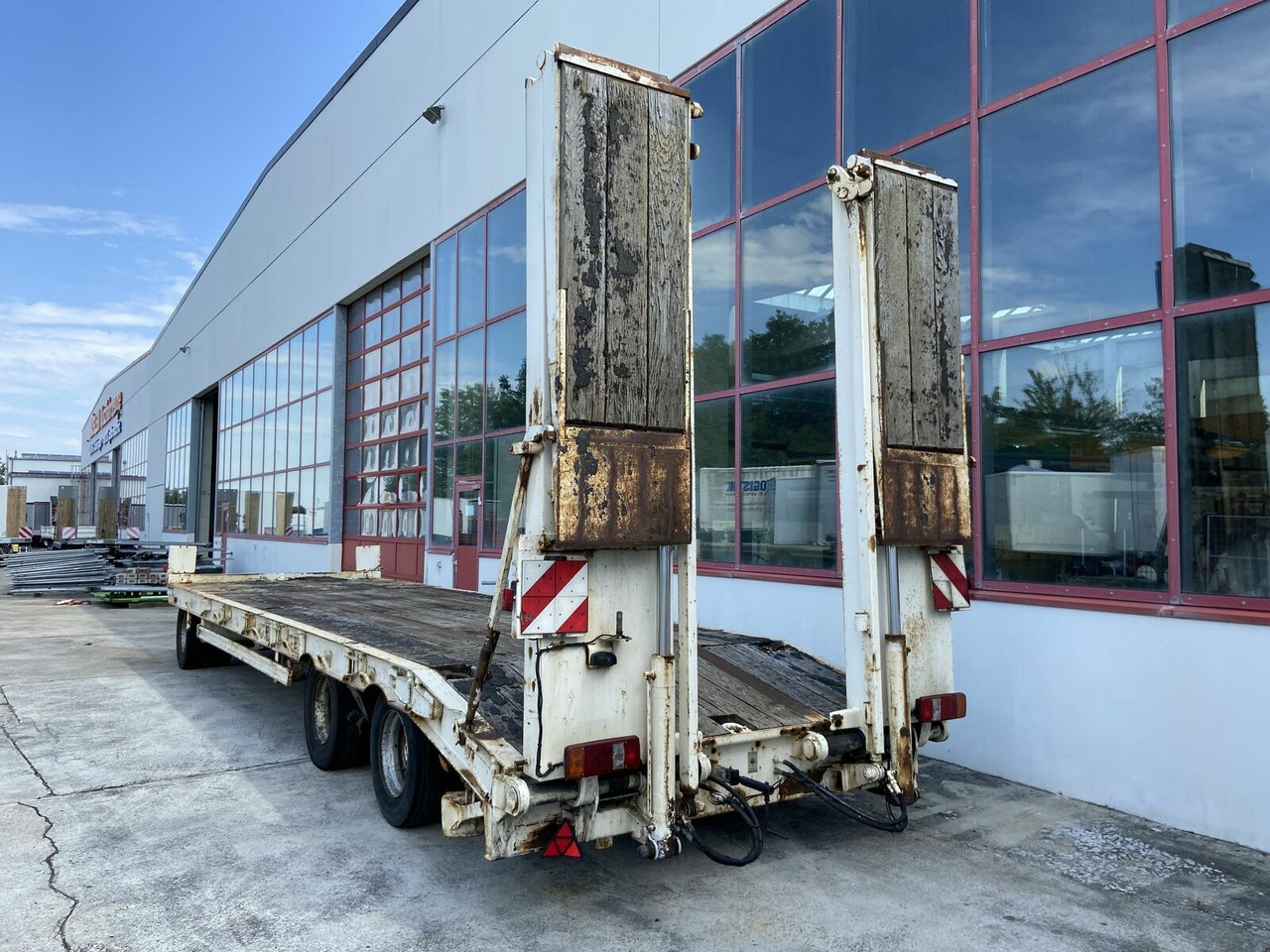 Müller-Mitteltal 3 Achs Tieflader 9,20 m Ladefläche - عربة مسطحة منخفضة مقطورة: صور 2 Müller-Mitteltal 3 Achs Tieflader 9,20 m Ladefläche - عربة مسطحة منخفضة مقطورة: صور 2